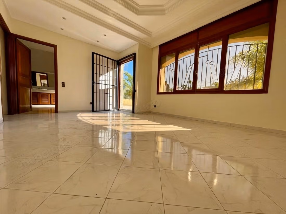 Grande villa in affitto a Hay Riad