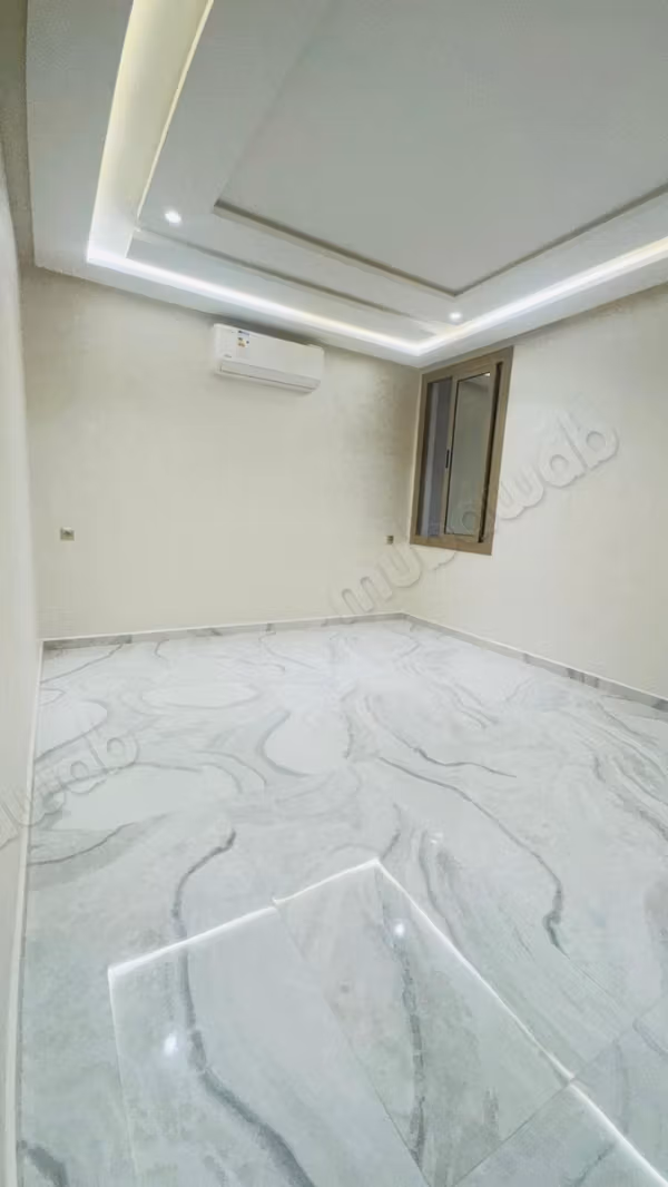 Ubicación de un apartamento en Marjane. 3 habitaciones. Con ascensor