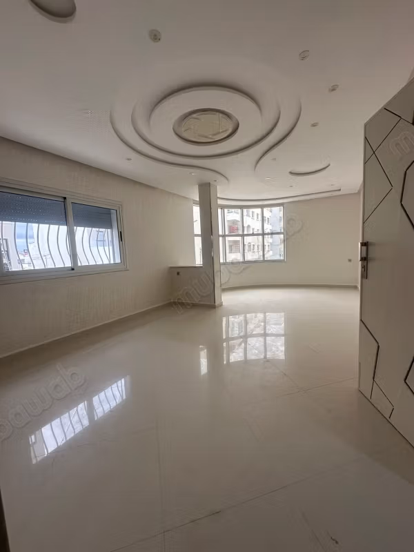 Apartamento en alquiler en Marjane. 2 habitaciones agradables. Ventanas de doble acristalamiento.