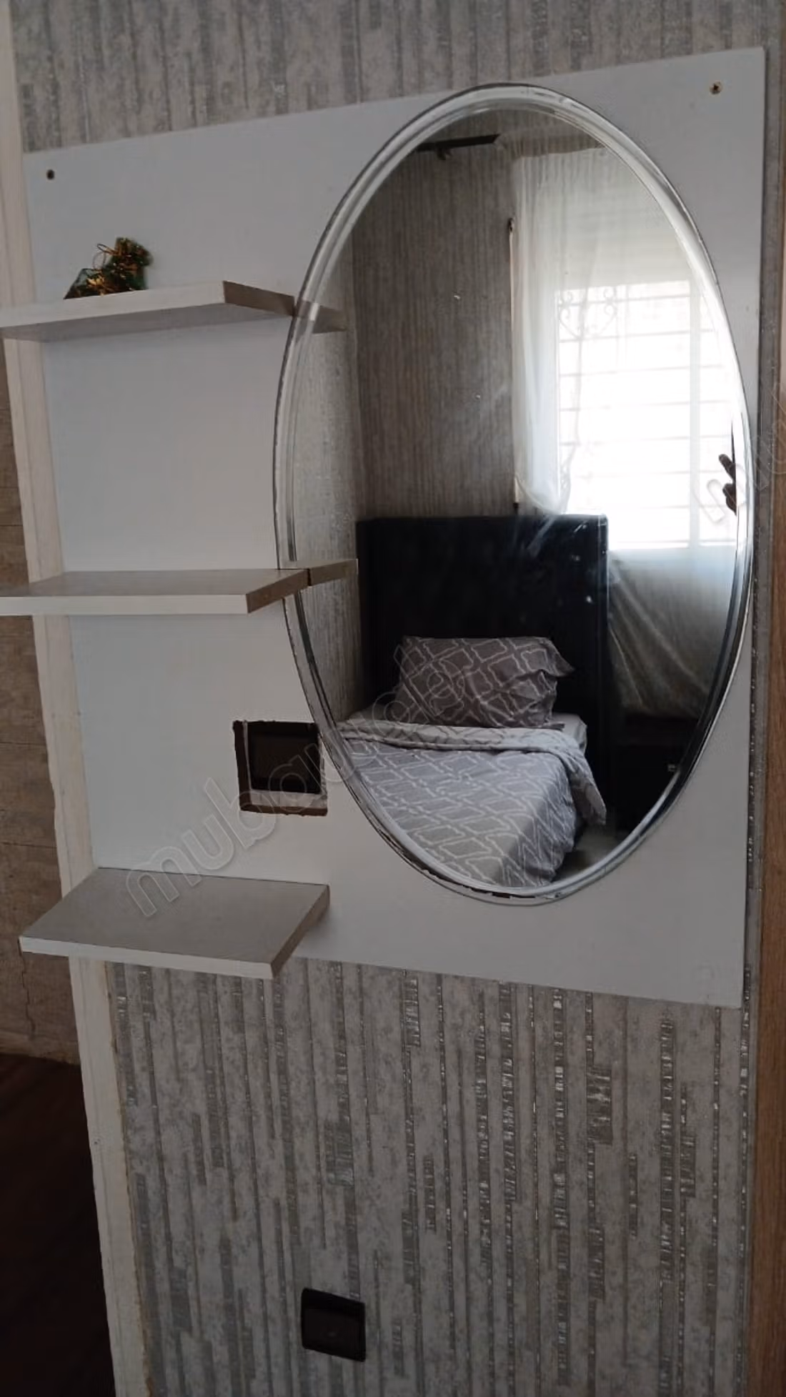 Holiday rental in Hay Chrifa. 3 comfortable rooms. Traditional lounge and satellite system