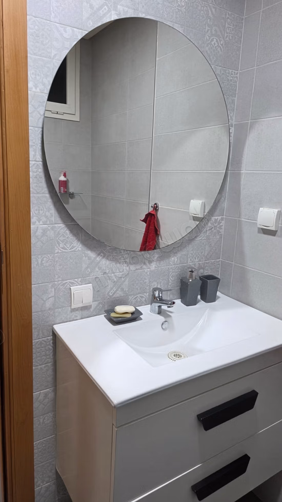 Furnished apartment 107m2 in Wifaq 2BD garage