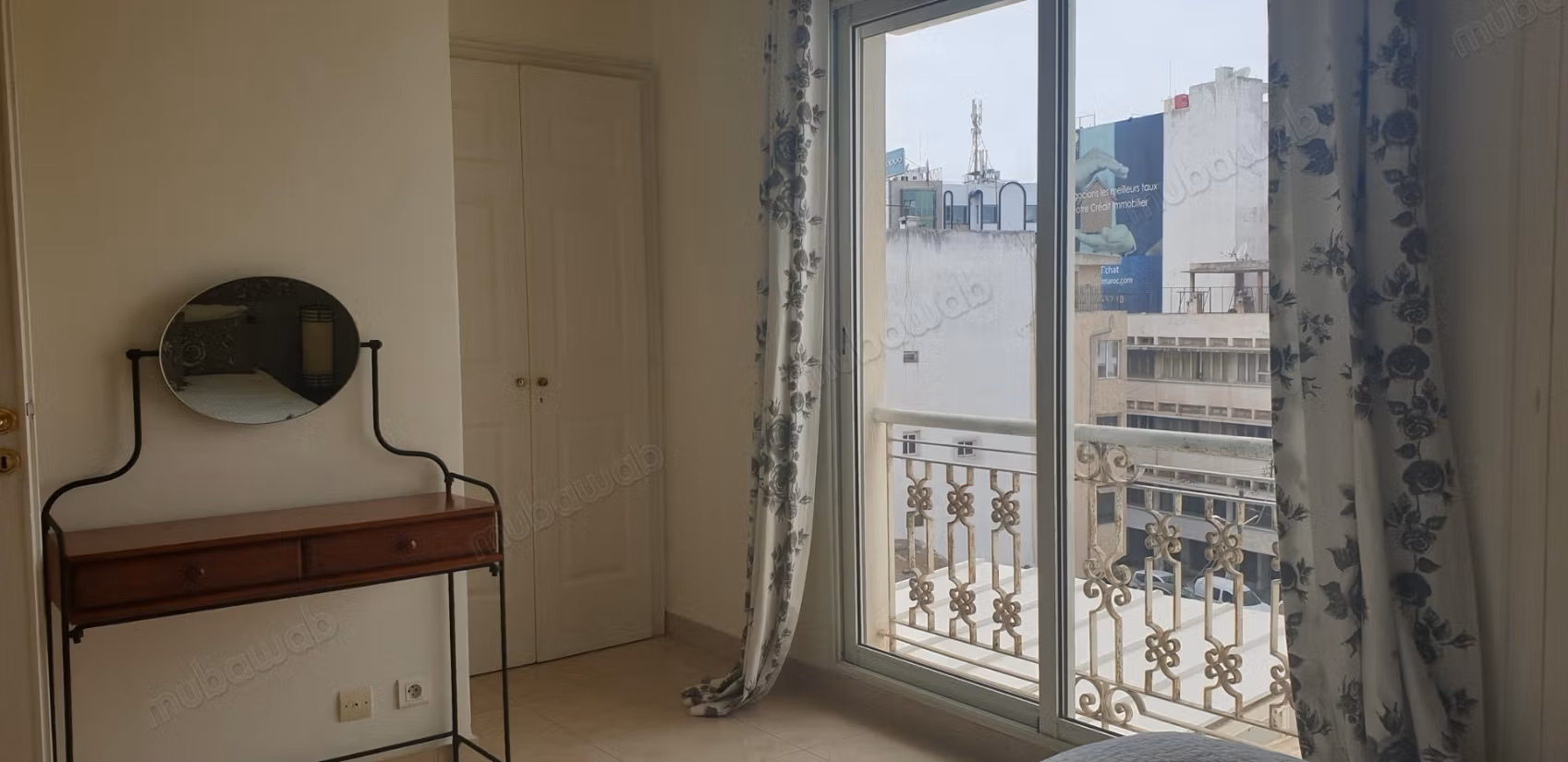 Furnished studio without facing