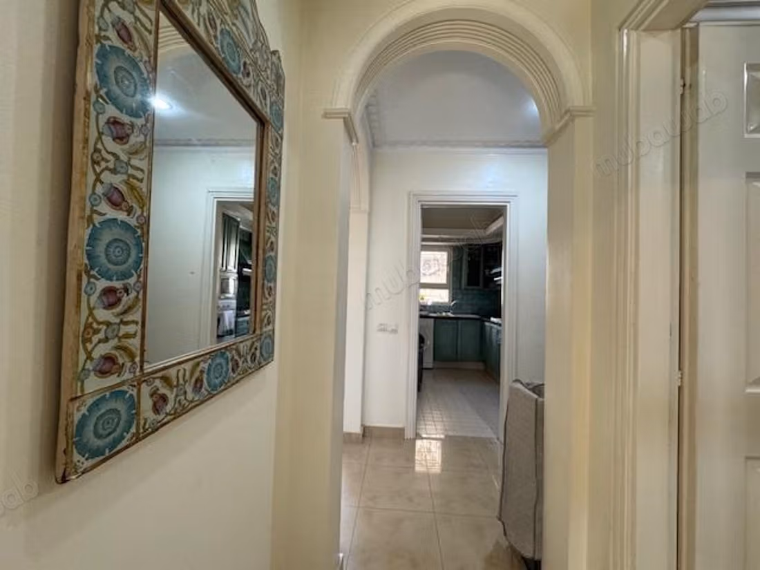 Furnished studio without facing