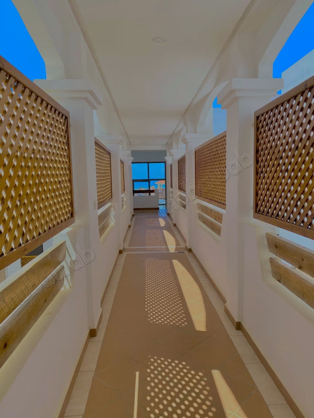 Superb Apartment with Private Solarium
