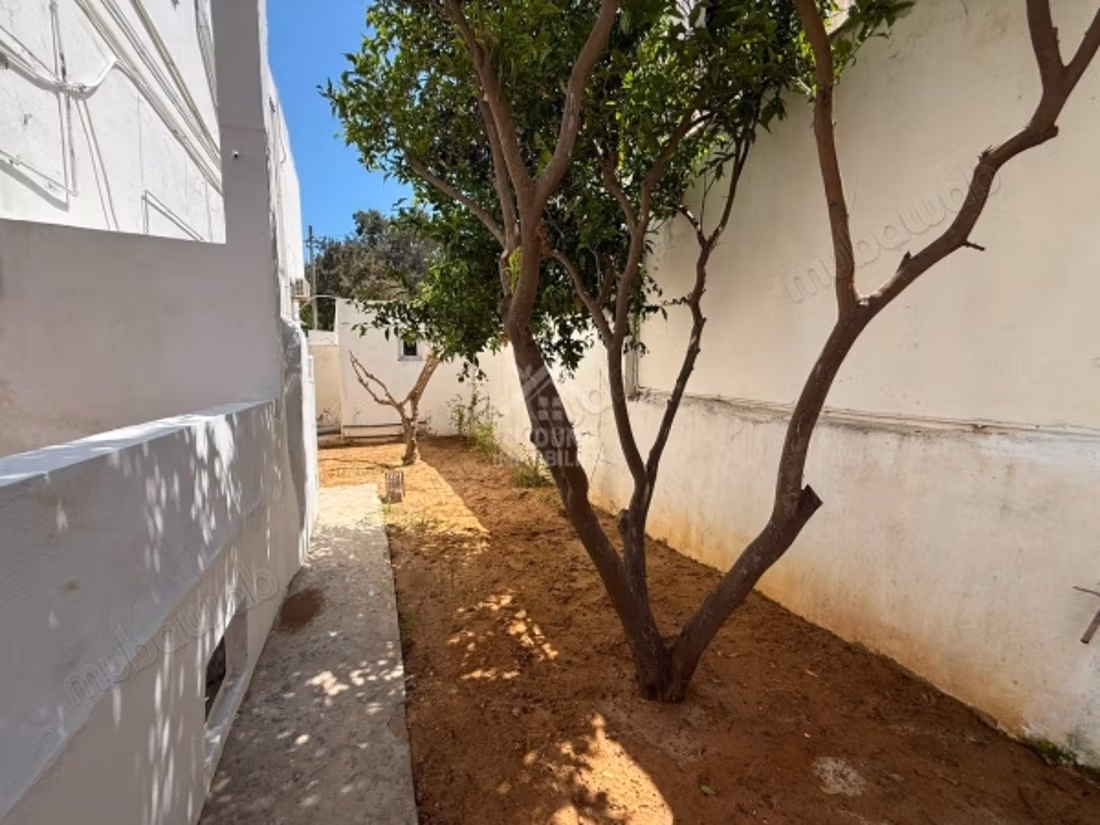 In affitto una villa con giardino a La Marsa Saada