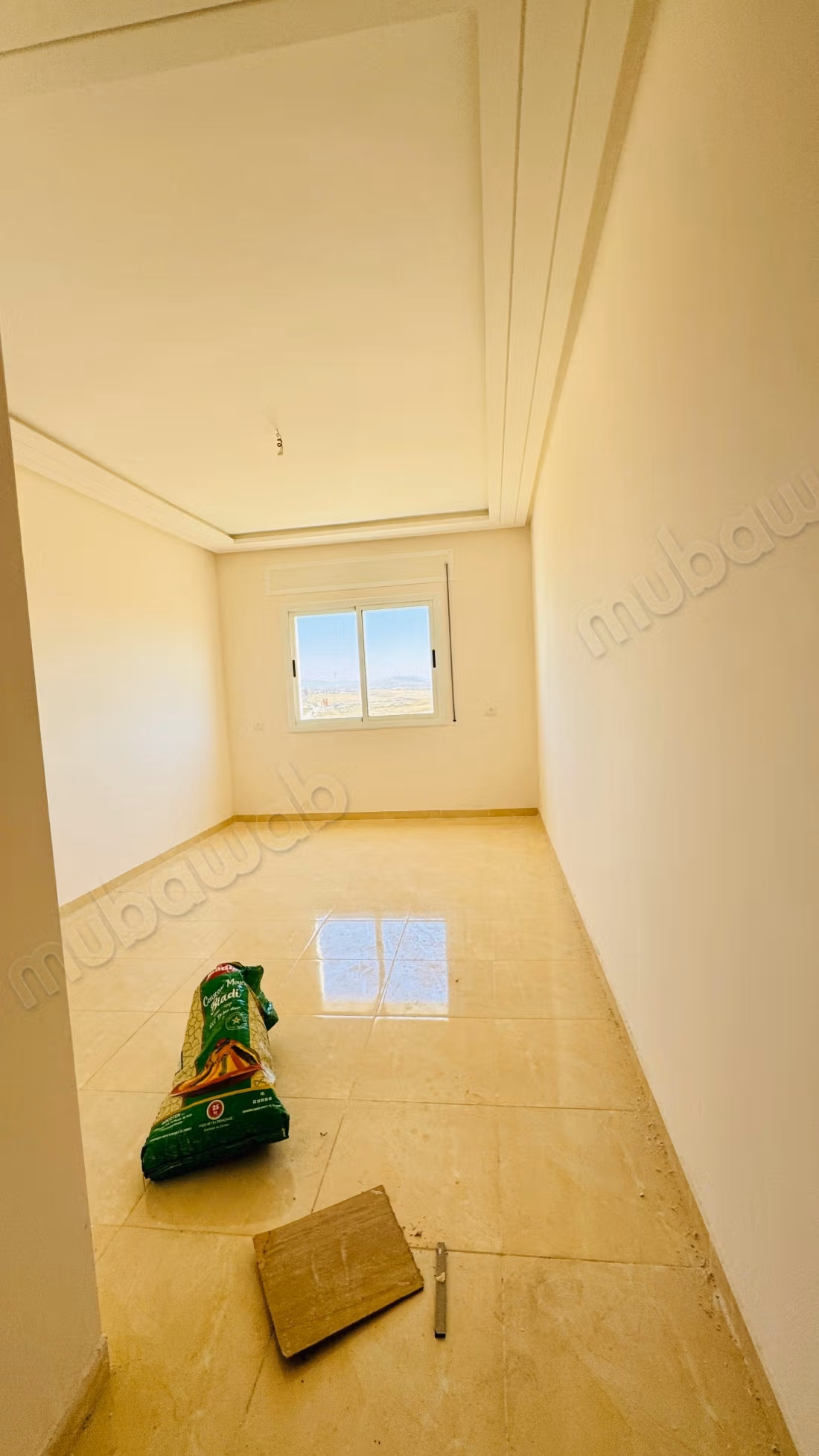 Superbe appartement à vendre à Hay Hassani. 
2 chambres agréables. 
Résidence sécurisée
