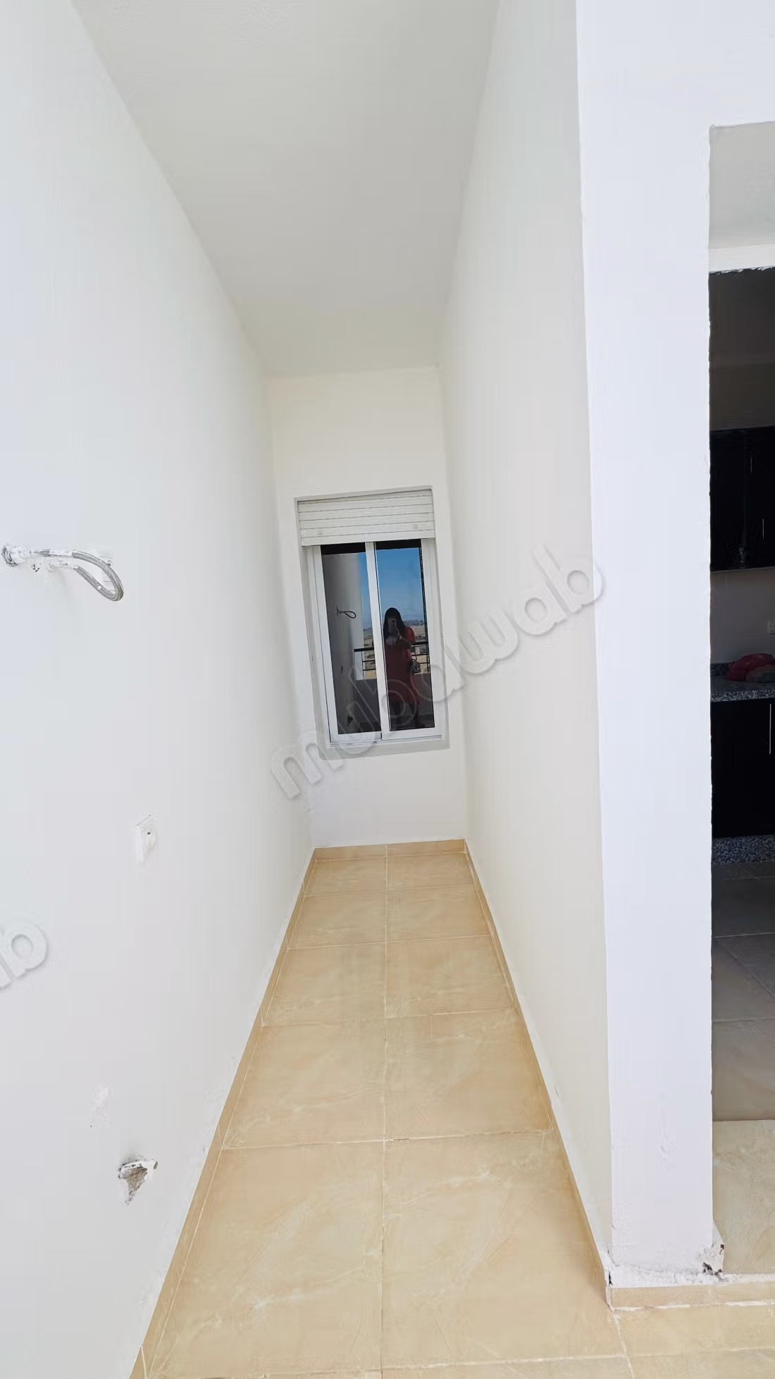 Superbe appartement à vendre à Hay Hassani. 
2 chambres agréables. 
Résidence sécurisée — 4