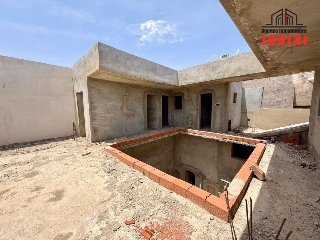 Casa 200 M² a Bab Souika