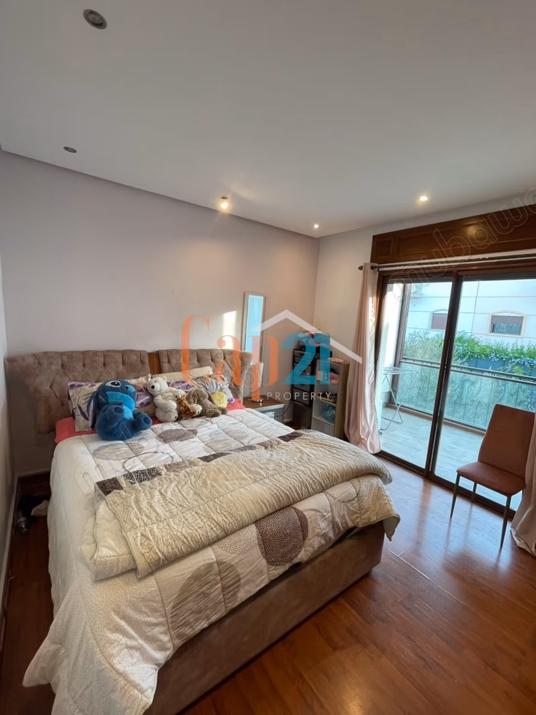 En alquiler, magnífica villa amueblada de 300 m² Bobana