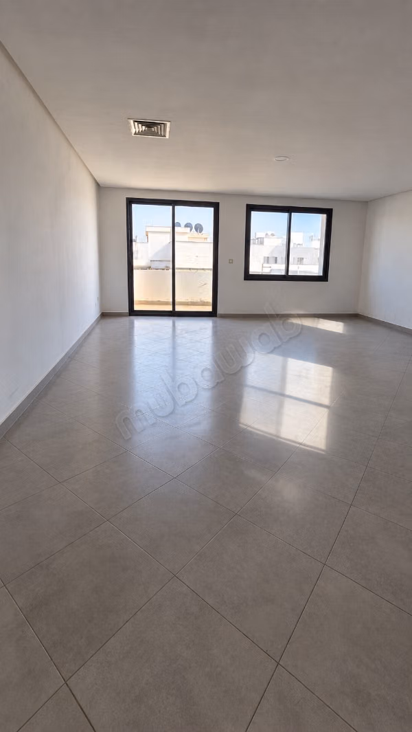 Ufficio di 49 m² in affitto – Imm Marjane Market Oulfa