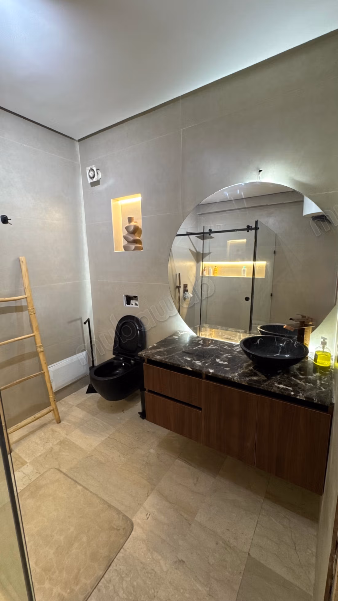 Studio 82 m² newly refurbished, Long-term rental, Guéliz Station