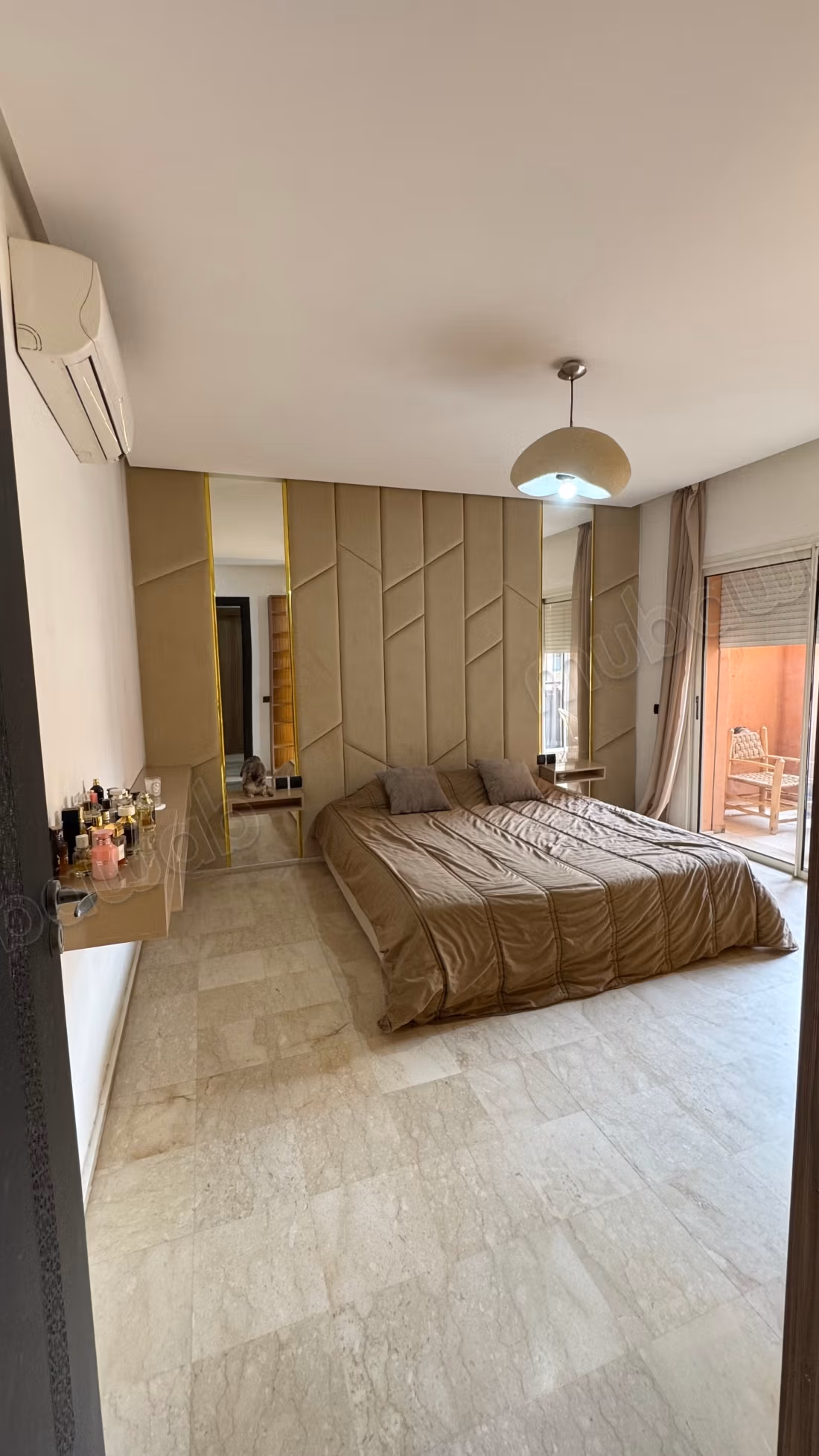 Studio 82 m² newly refurbished, Long-term rental, Guéliz Station