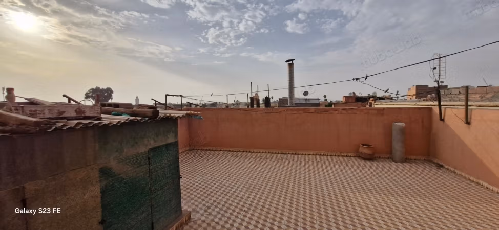 Riad di 100 m² con vista sulla Koutoubia e 2 negozi