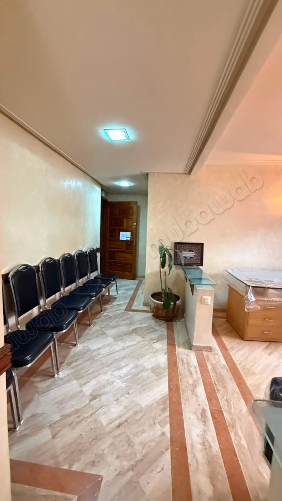 In affitto locale professionale di 110 m² a Haut Agda