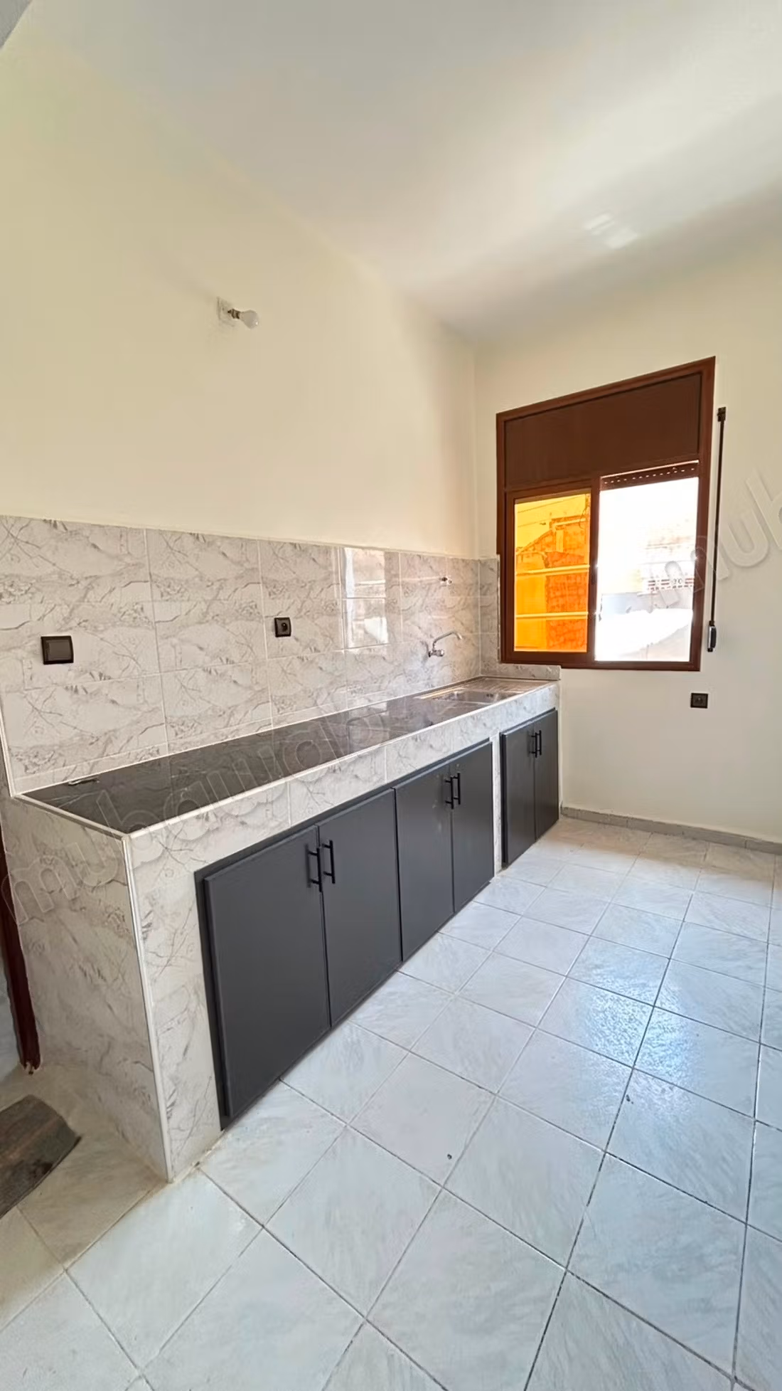 Maison r1 de 180 m2 composée de 2 apparts