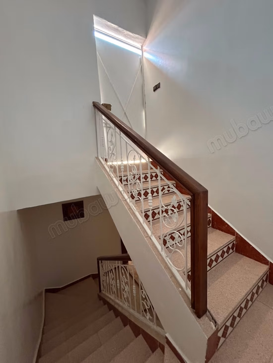 Maison r1 de 180 m2 composée de 2 apparts