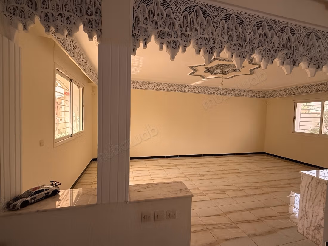 Casa lussuosa in vendita a Oulad Wajih. 4 belle camere. Bella terrazza e giardino