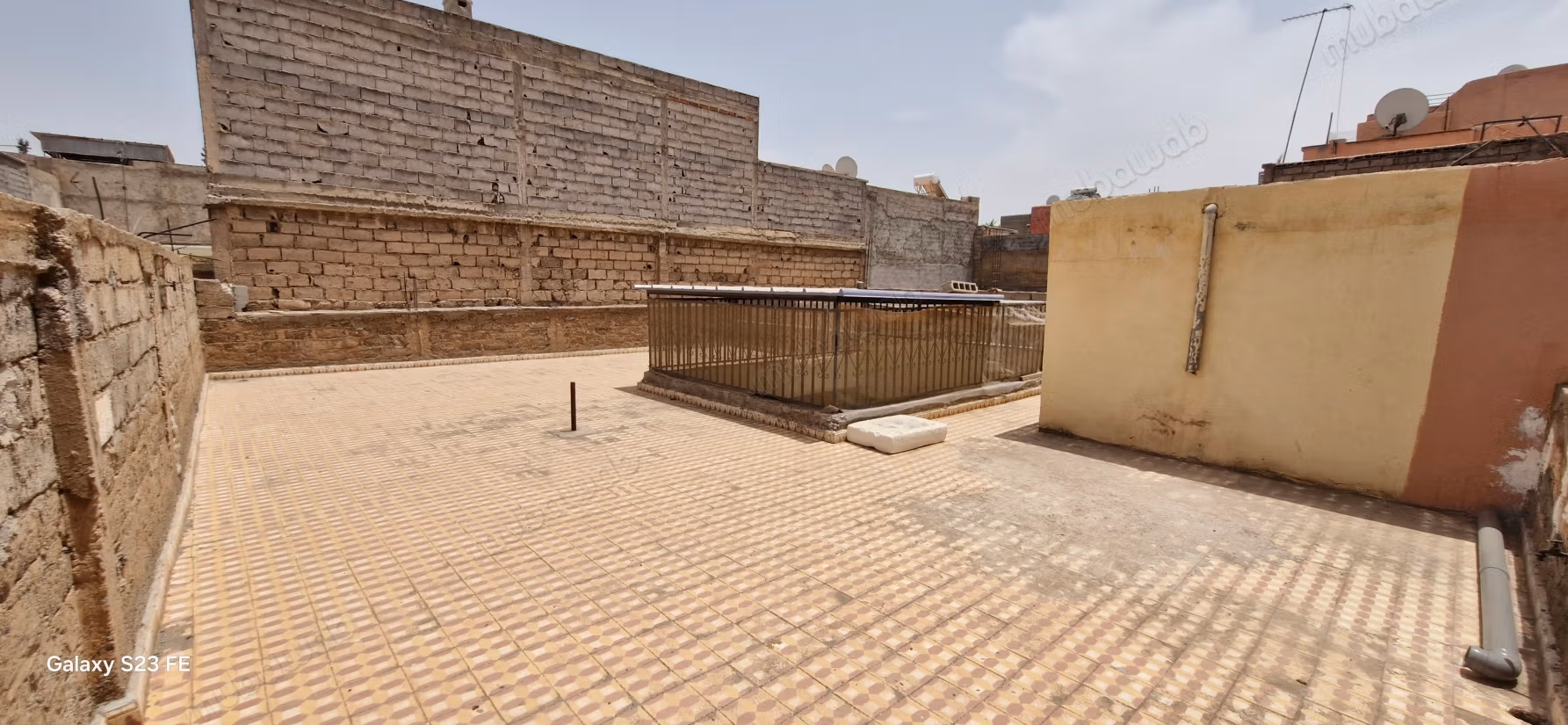 Amplio Riad Titulado de 193 m² Muy Gran Terraza