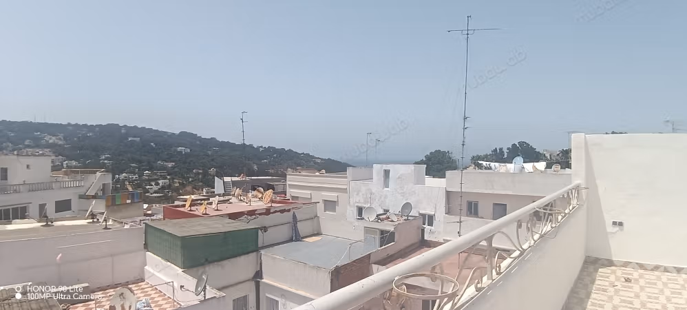Venta de casa en Marchan. Superficie de 225 m². Vista al mar, doble acristalamiento