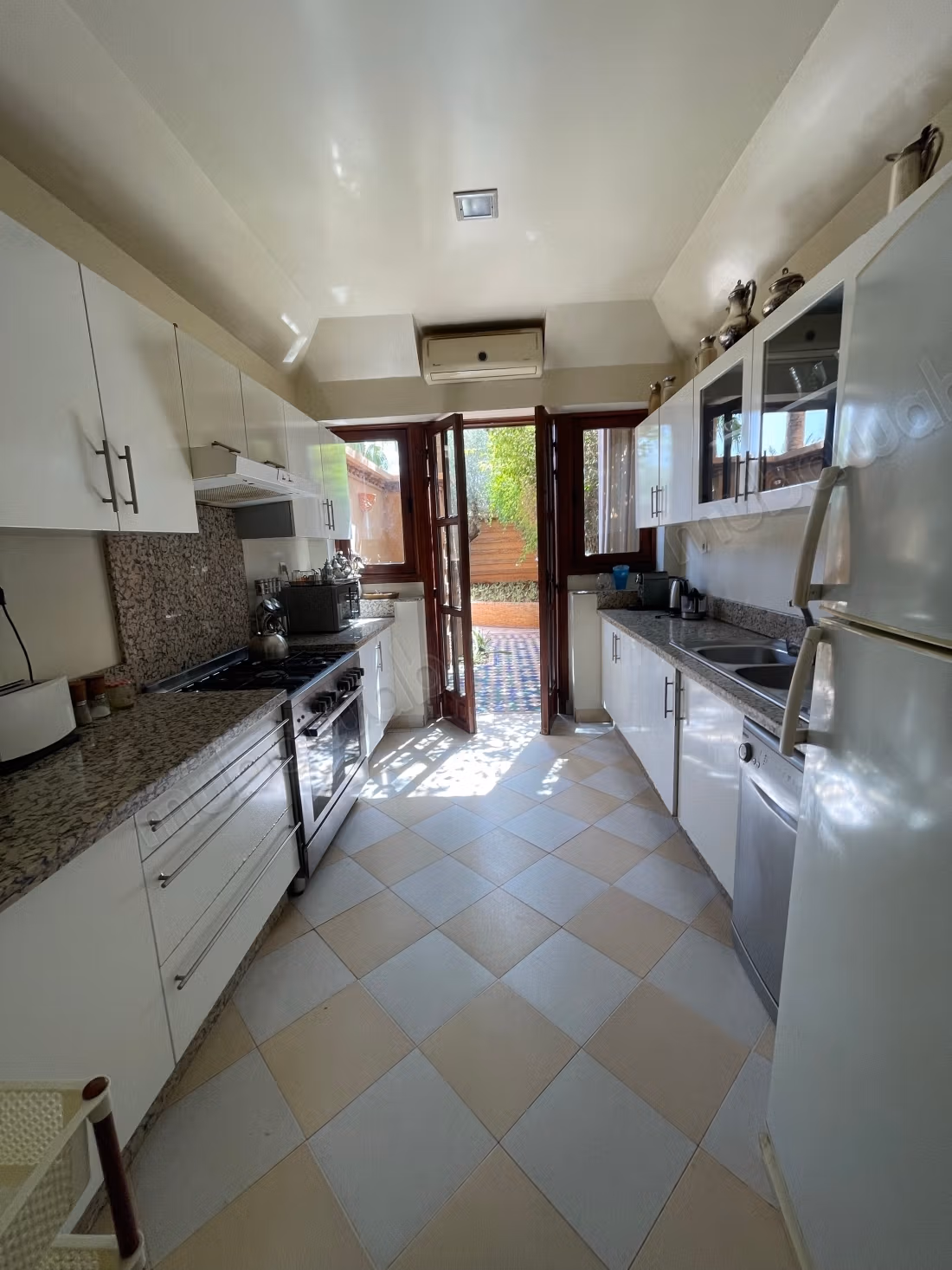 Te huur – Super moeiteloos gemeubileerde luxe villa op Golf d'Amelkis, Marrakech