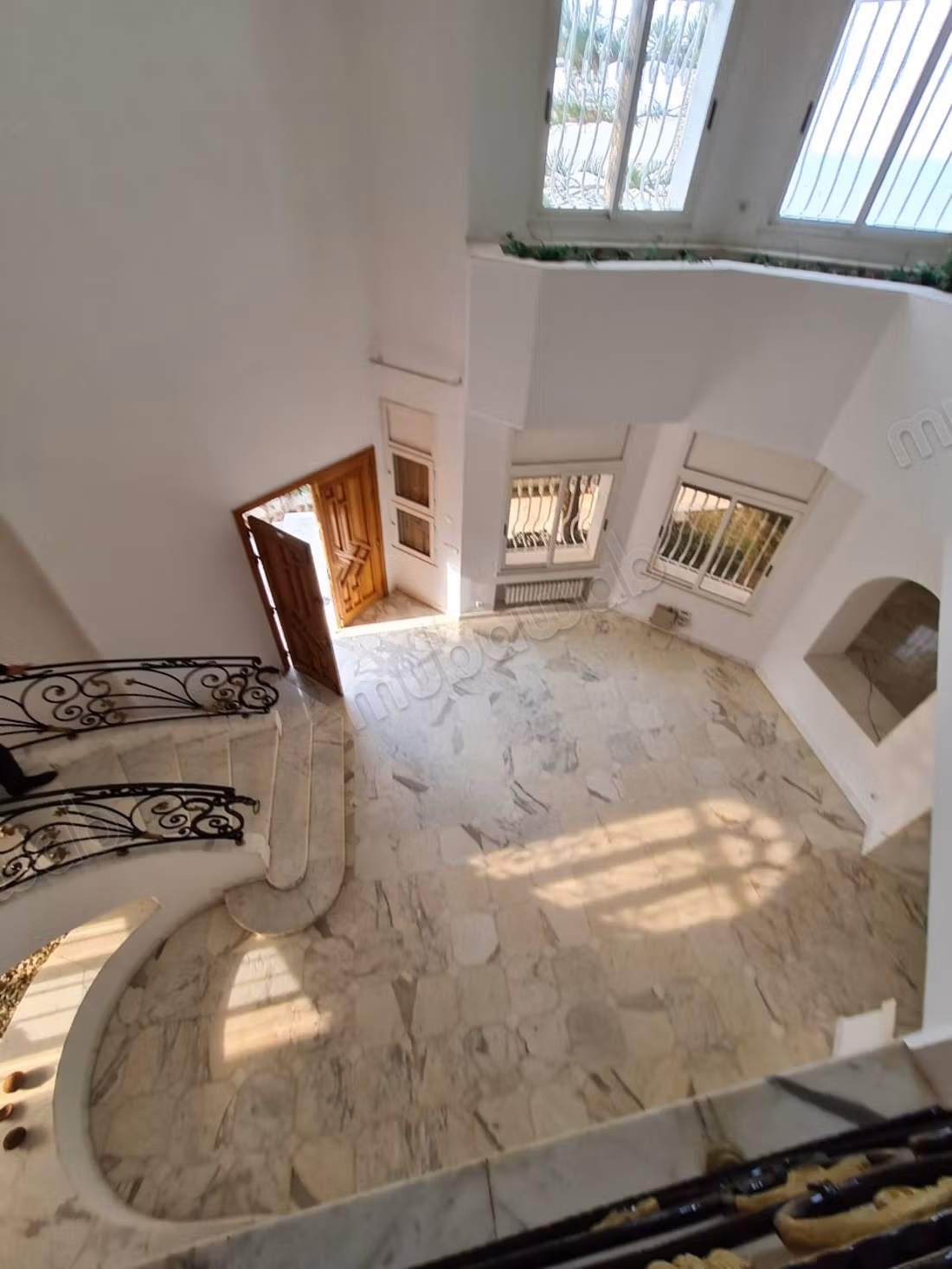 Location villa de maître à la marsa cube