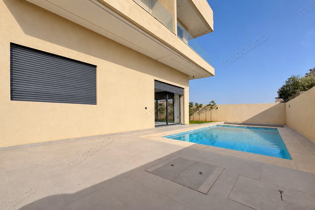 Villa moderne de 3 suites à vendre
