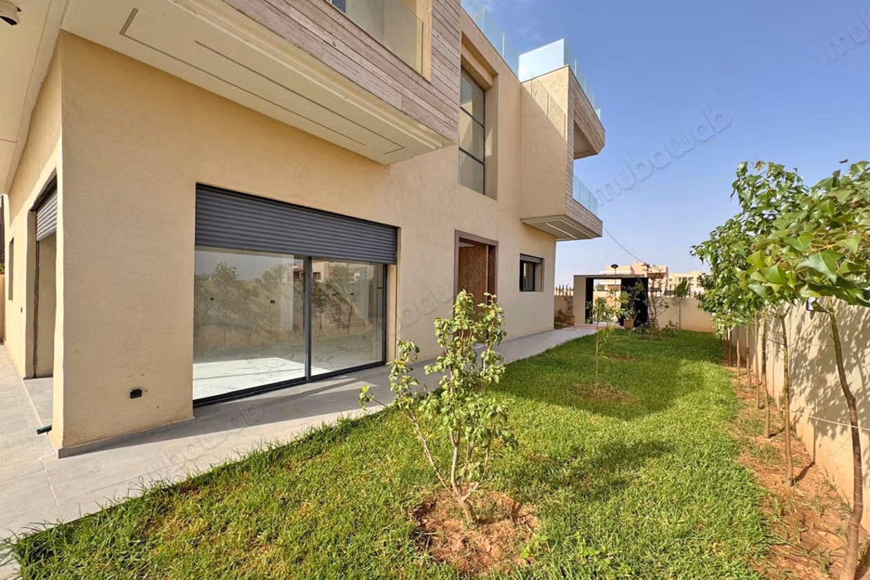 Villa moderne de 3 suites à vendre