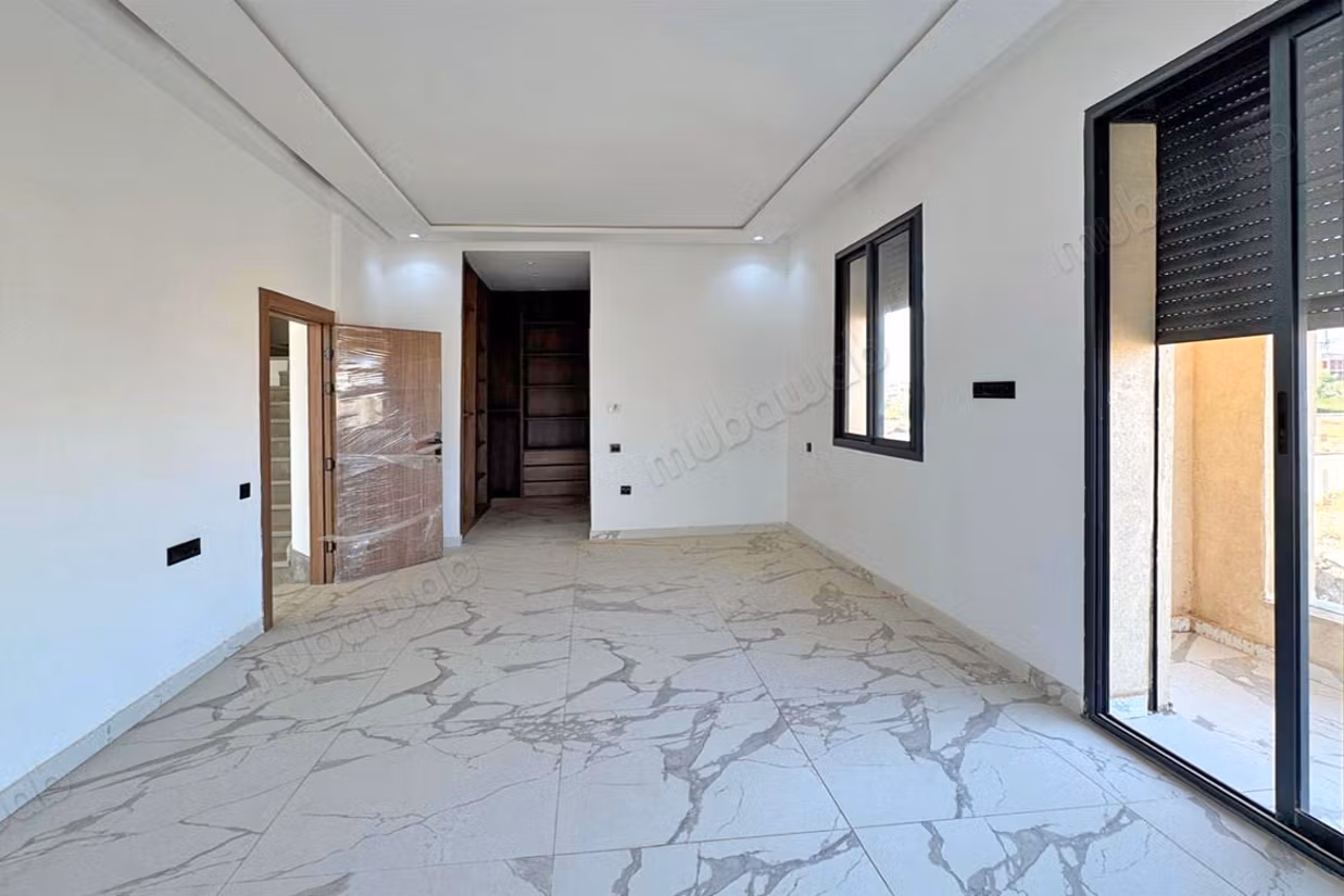 Villa moderne de 3 suites à vendre