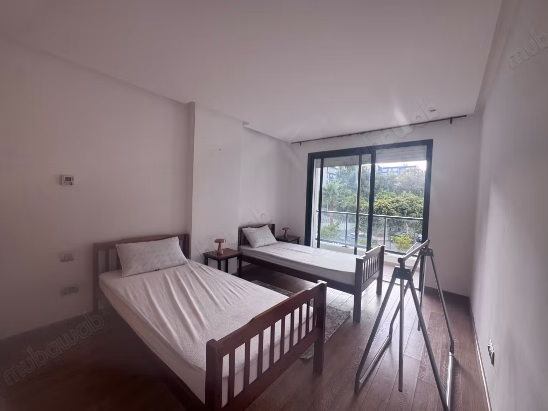 Duplex in affitto a Riyad. 4 grandi stanze. Ben arredato