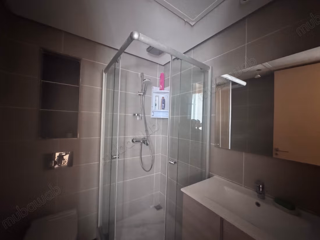 Duplex in affitto a Riyad. 4 grandi stanze. Ben arredato