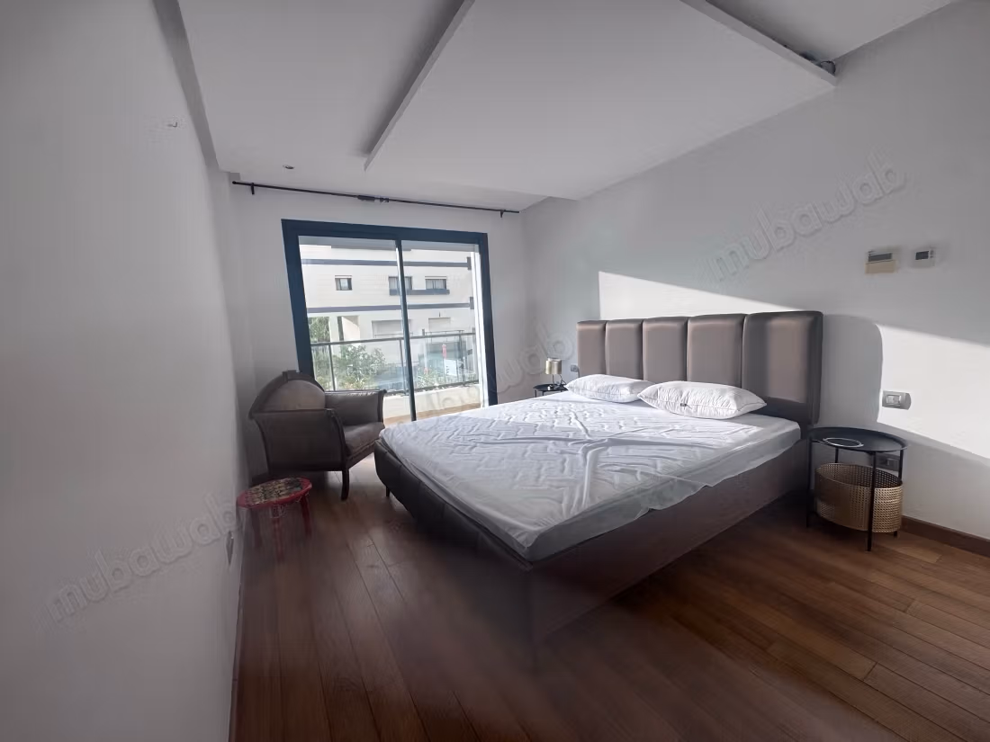 Duplex in affitto a Riyad. 4 grandi stanze. Ben arredato