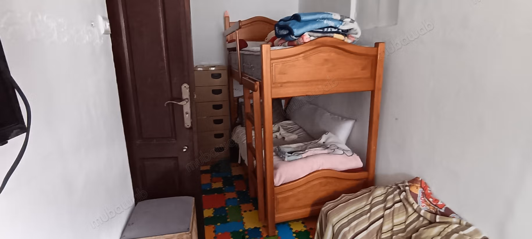 Huis te koop in Medina. 3 grote kamers. Pantserdeur en dubbelglasysteem