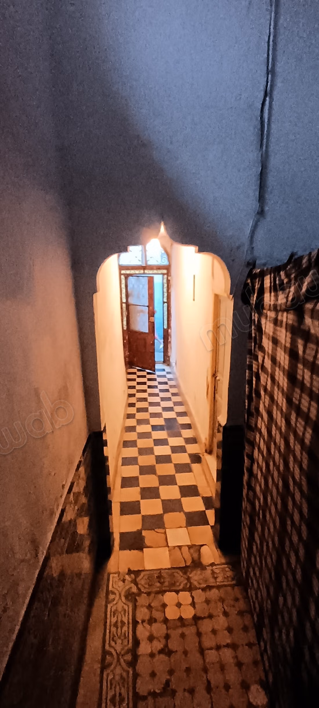 Luxe riad te koop in de Medina. 9 comfortabele kamers. Uitzicht op zee en een beveiligde deur