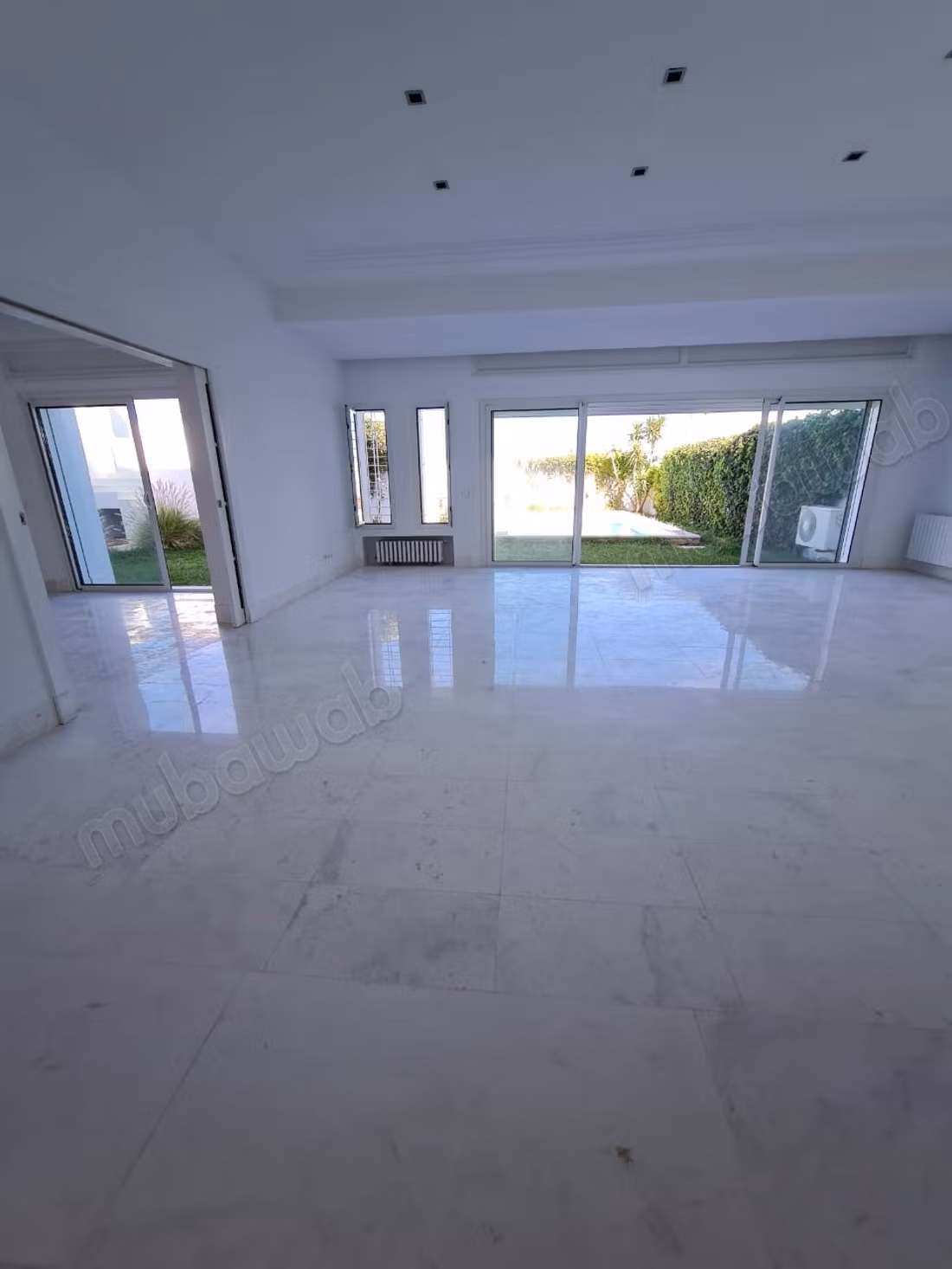 Charming villa for rent at La Marsa Corniche