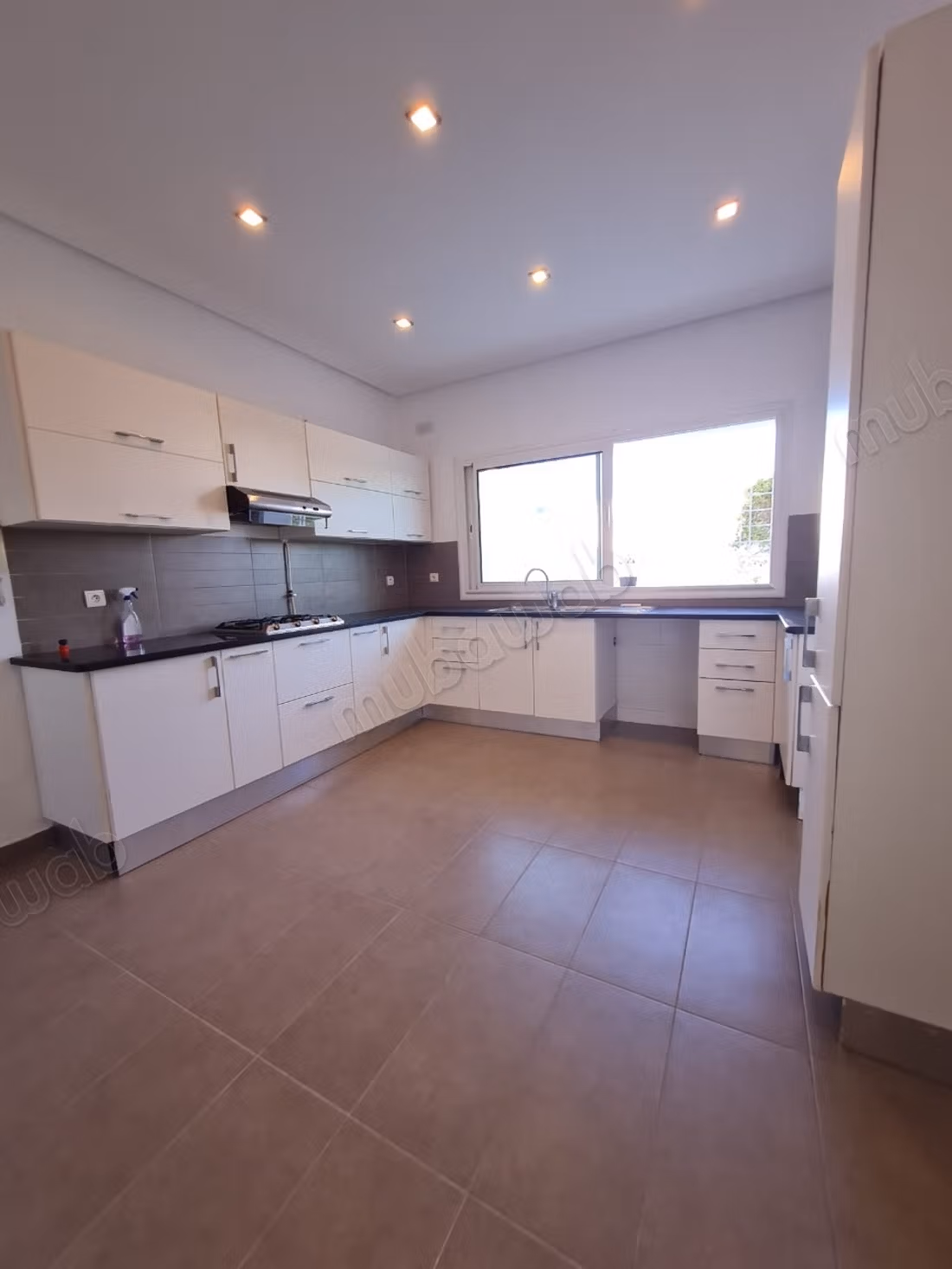 Location charmante villa a la marsa corniche