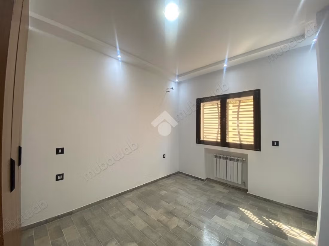 Etage de villa en location