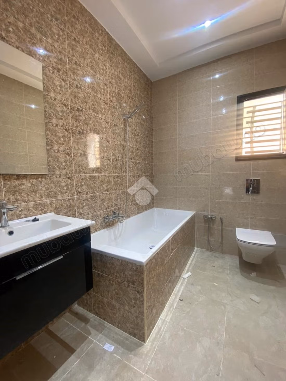 Etage de villa en location