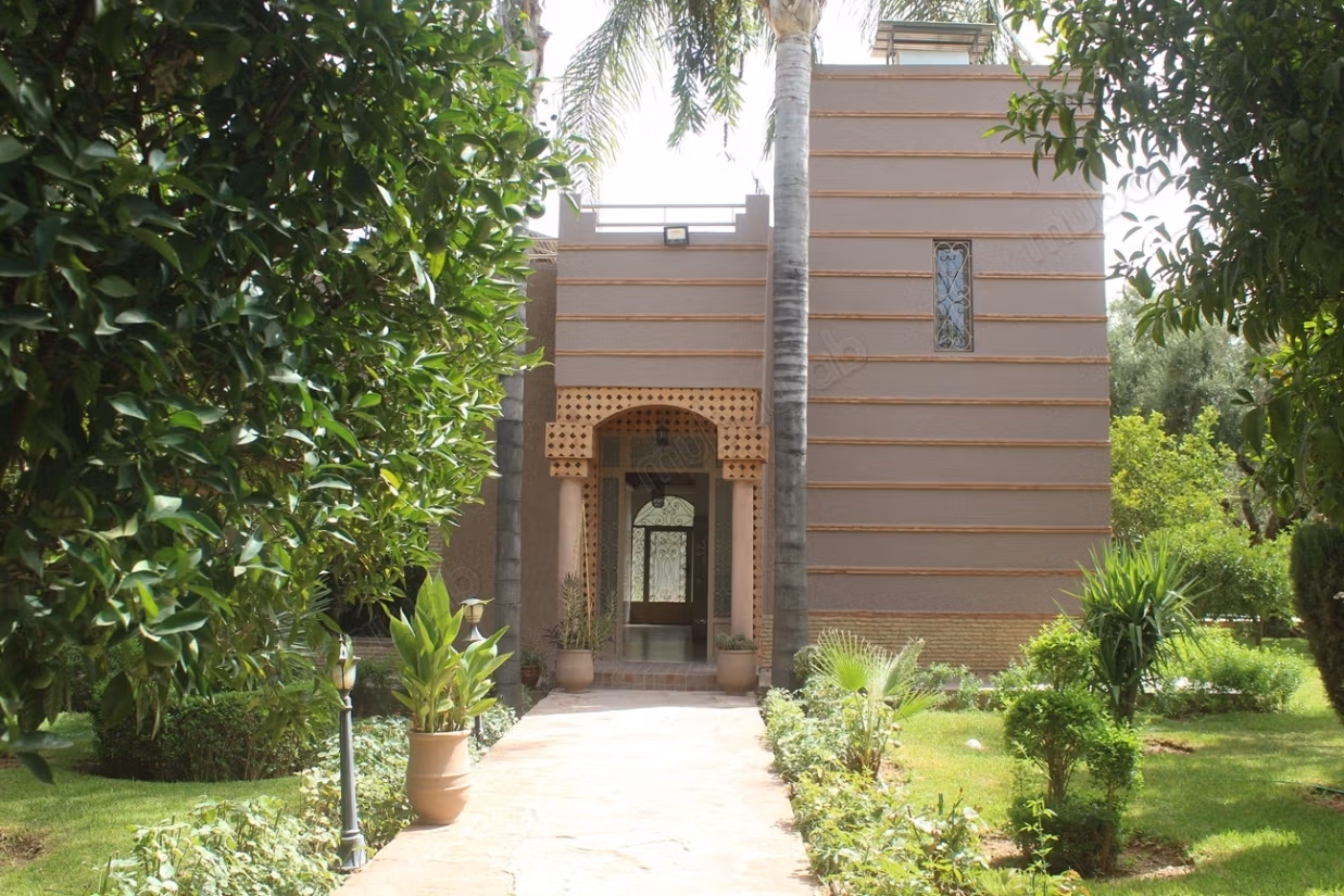 House for rent in a heavenly vegetation