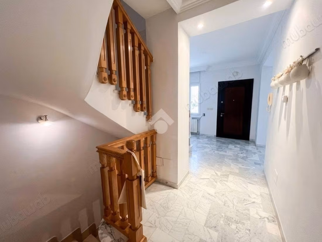 Villa bifamiliare in affitto