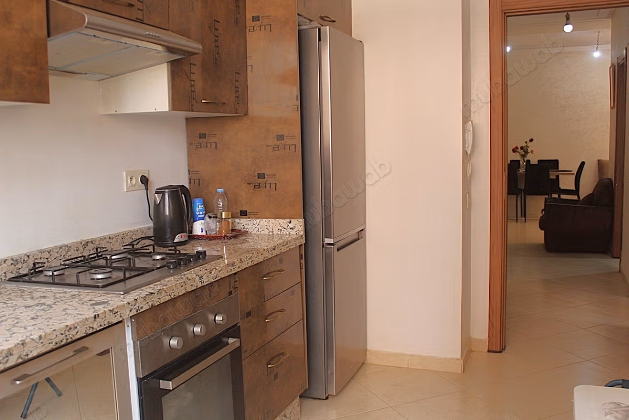 Grand studio de 64m² dans résidence avec piscine