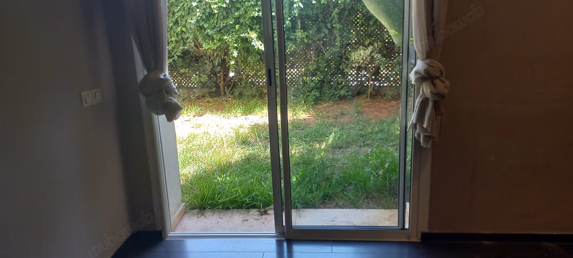 Location APPT en Rez de Jardin à Ain Diab. 3 chambres. Espaces verts et ascenseur