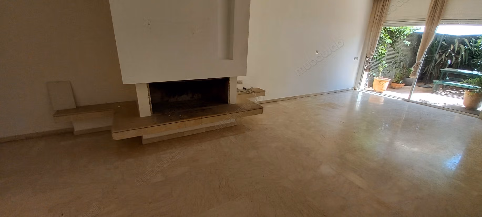 Location APPT en Rez de Jardin à Ain Diab. 3 chambres. Espaces verts et ascenseur