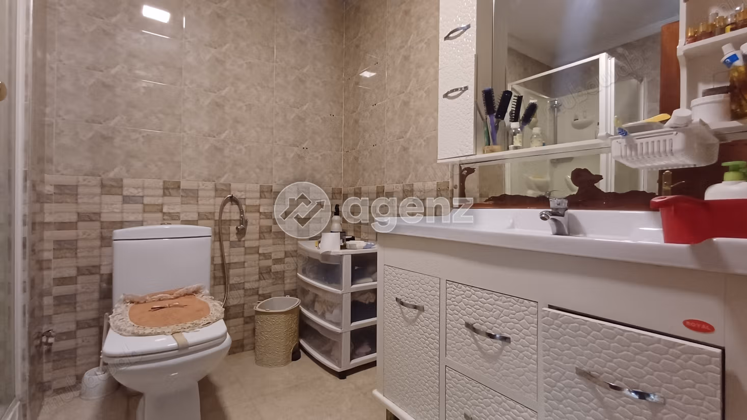 Appartamento in vendita di 281 m², 3 camere Ospedali Casablanca