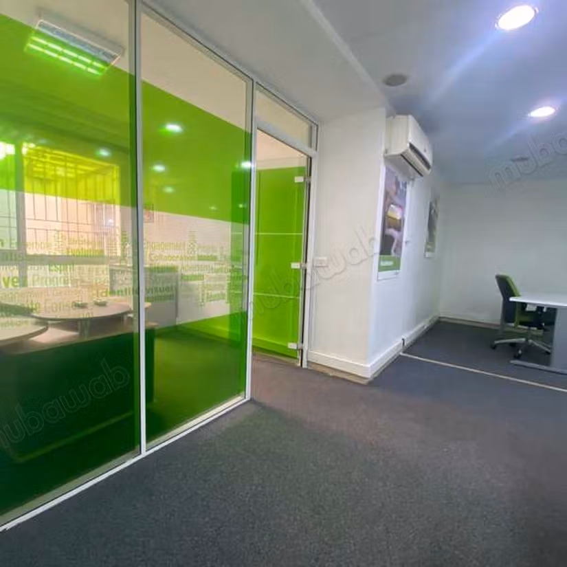 Ufficio in Affitto di 141.0 m² a Casablanca, Ospedali