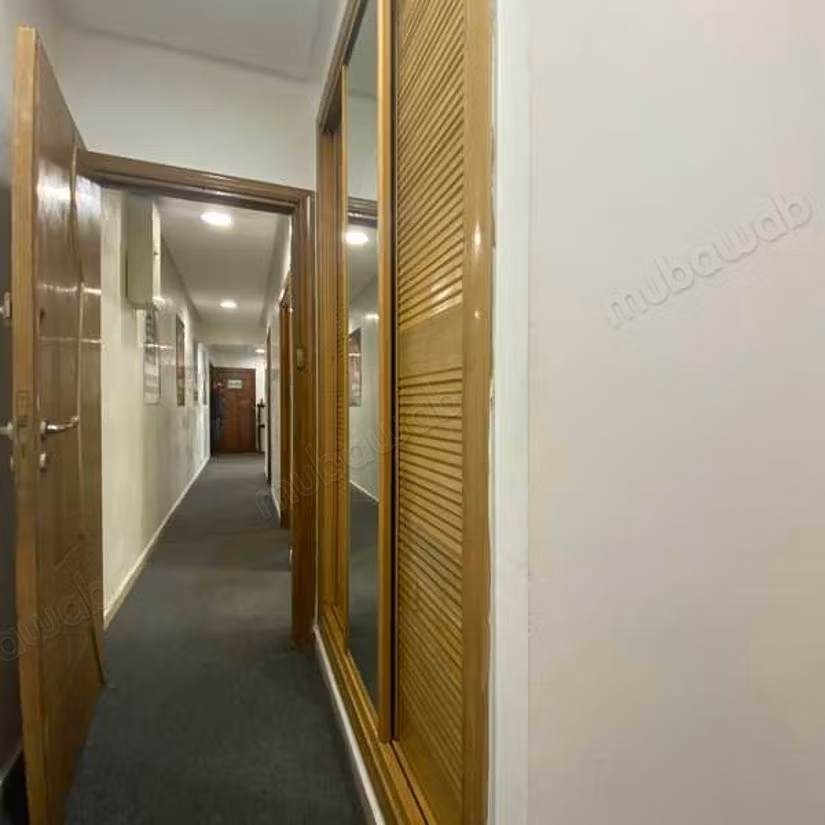 Ufficio in Affitto di 141.0 m² a Casablanca, Ospedali