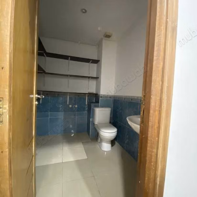 Ufficio in Affitto di 141.0 m² a Casablanca, Ospedali