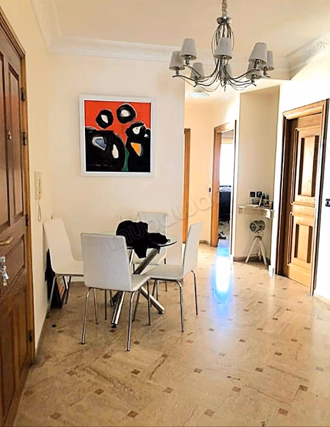 Furnished apartment for rent in Gauthier. Total area 125 m²