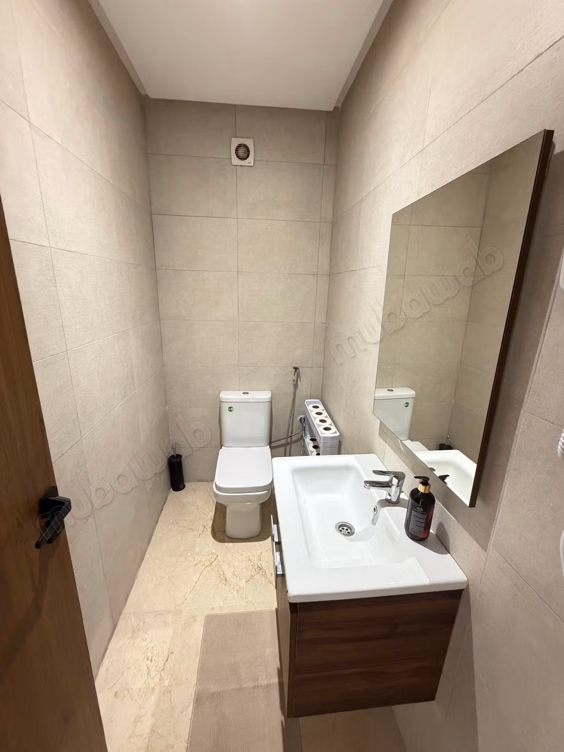 Affitta questo appartamento a Samlalia. Superficie di 91 m². Arredato