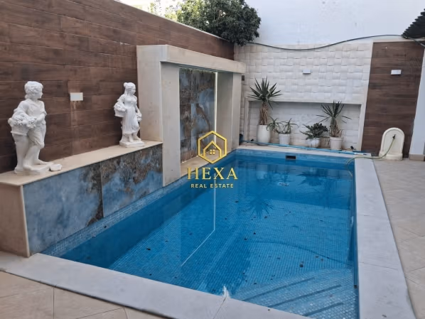 S4 with pool in La Marsa