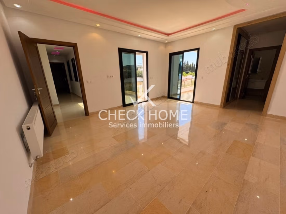 Location annuelle Villa S4 à Craxi Hammamet Nord